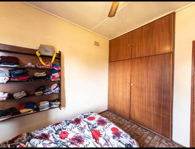 5 BEDROOM HOUSE FOR SALE IN BRENTHURST